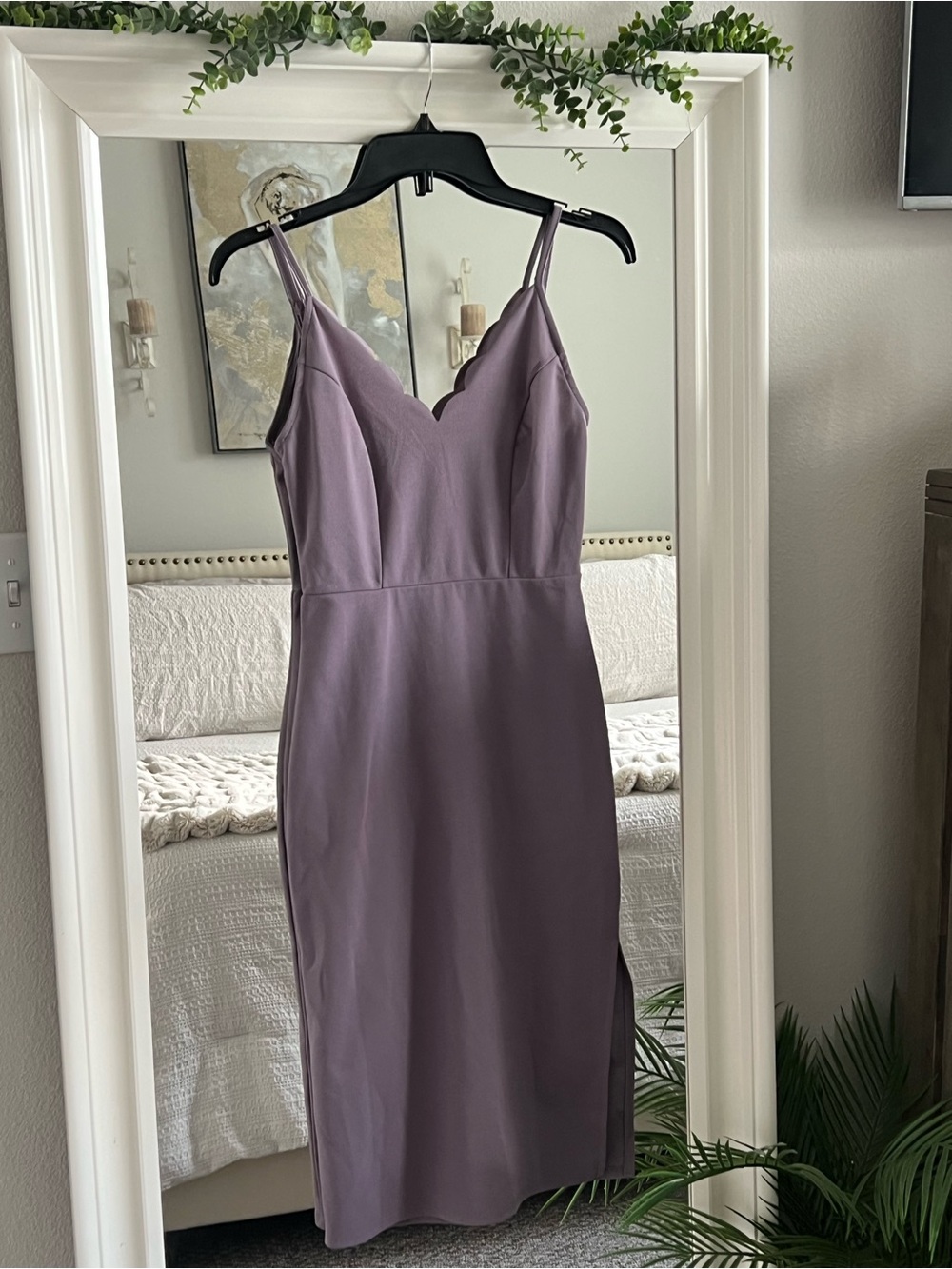 Socialite Lavender Scallop-Trim Midi Dress
